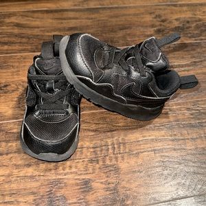 Nike Air Athletic Shoes Size 7C Black